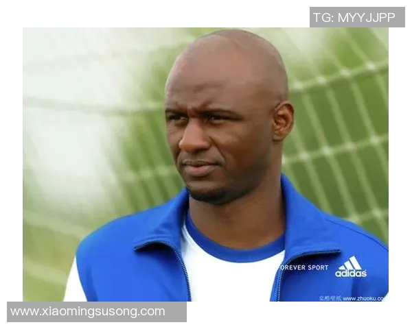 足球明星的12岁儿子展现惊人天赋引发媒体热议未来可期